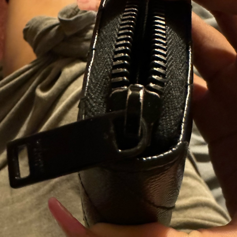 YSL Monogram Quilted Wallet - Picture 4 of 12